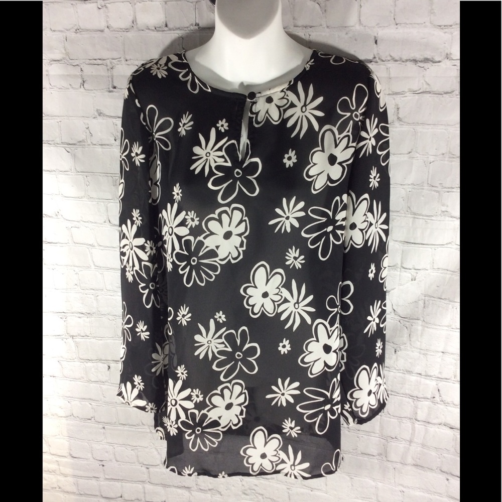 3/$15 KATHY IRELAND SPORTSWEAR M EUC SHEER BLOUSE